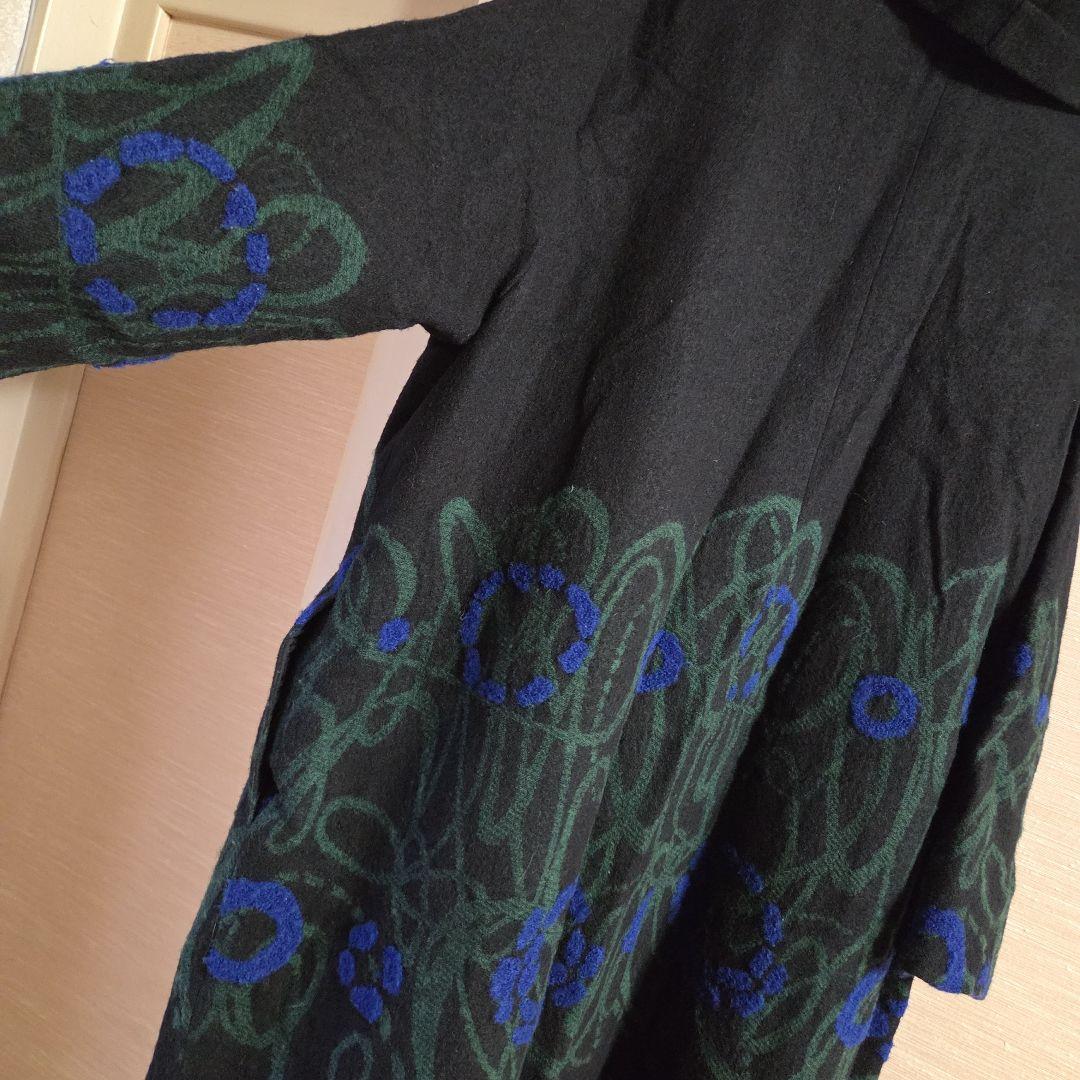 【まなみんさん専用】花柄刺繍ロングコート