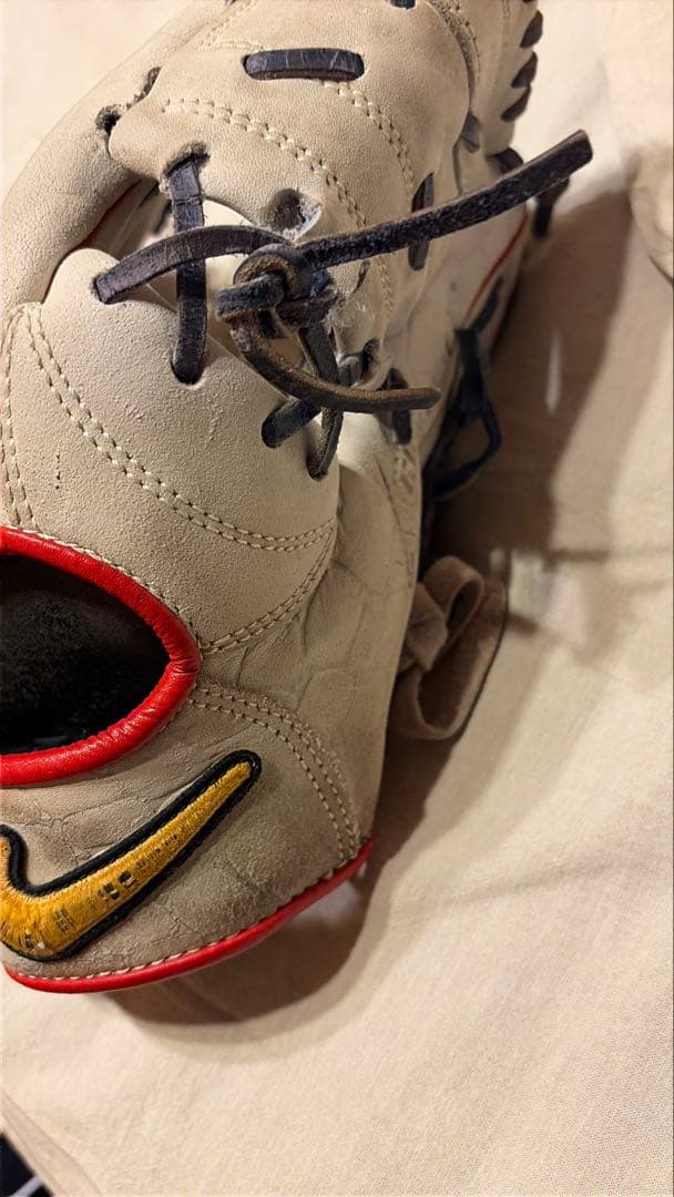 Nike ベージュレザーグローブ NIKE激レア 手に入らない限定モデル