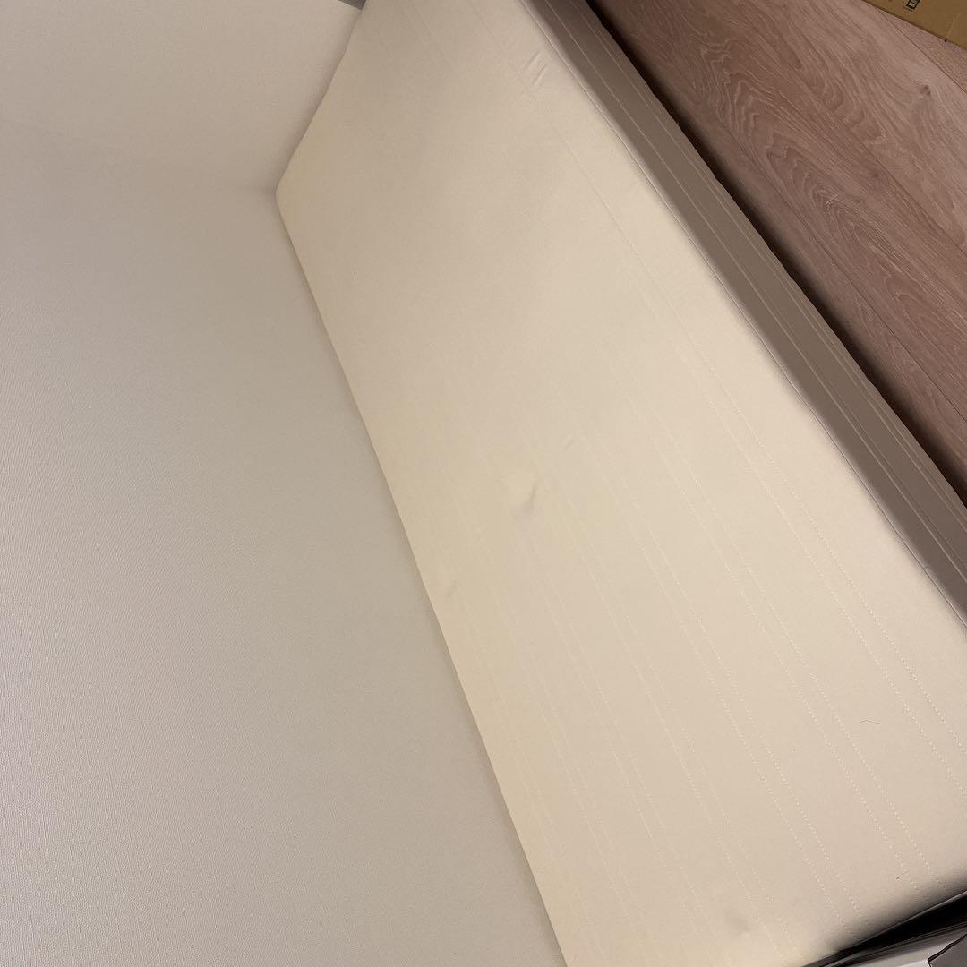 脚付きマットレス　セミシングル