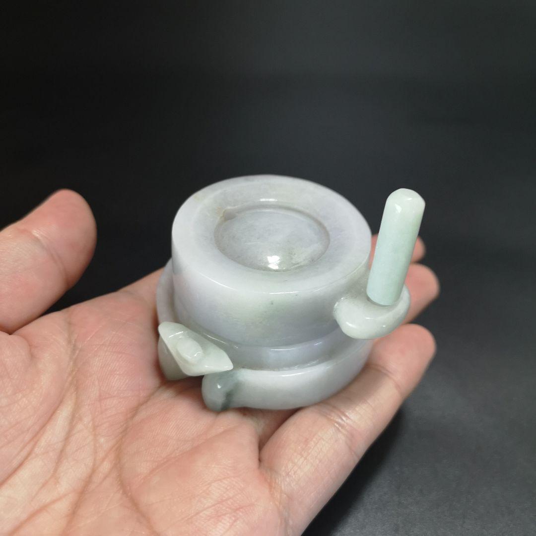 1.天然翡翠で作った臼　天然石　処分