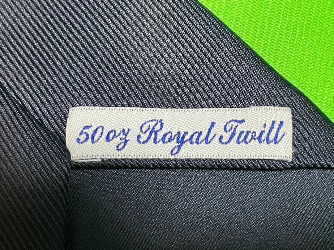 Drake's×BEAMS f ネイビー ソリッドタイ 50オンス