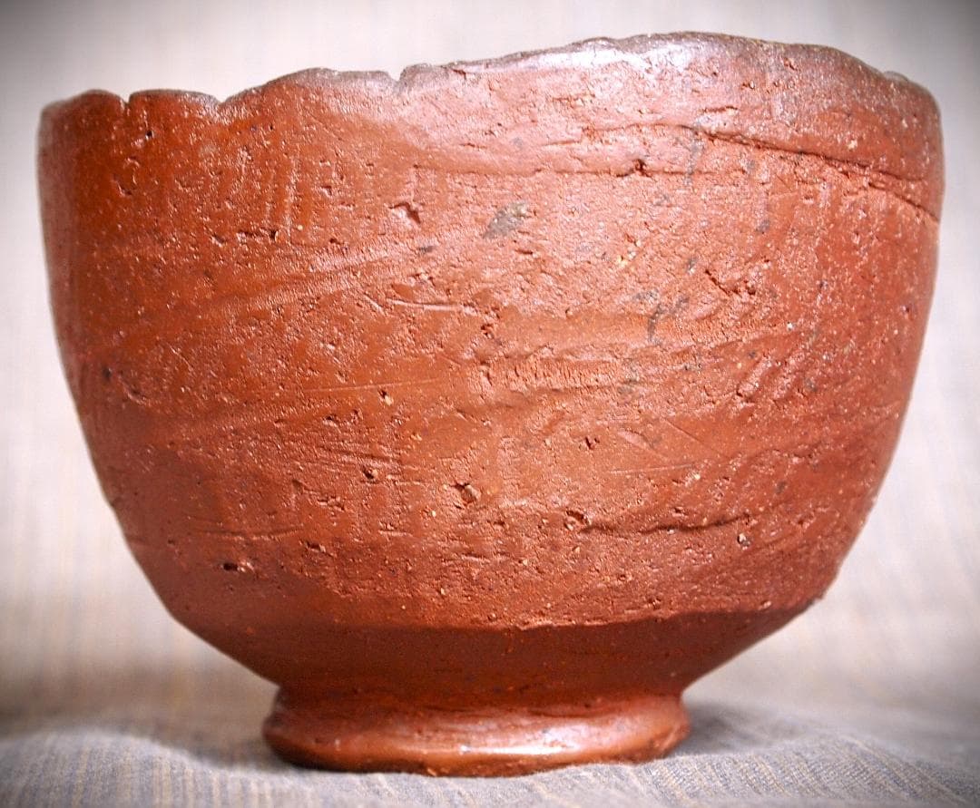 希少作★前嶋　五一郎【義弟：原田拾六】★備前〈手び練り）茶碗★緋色