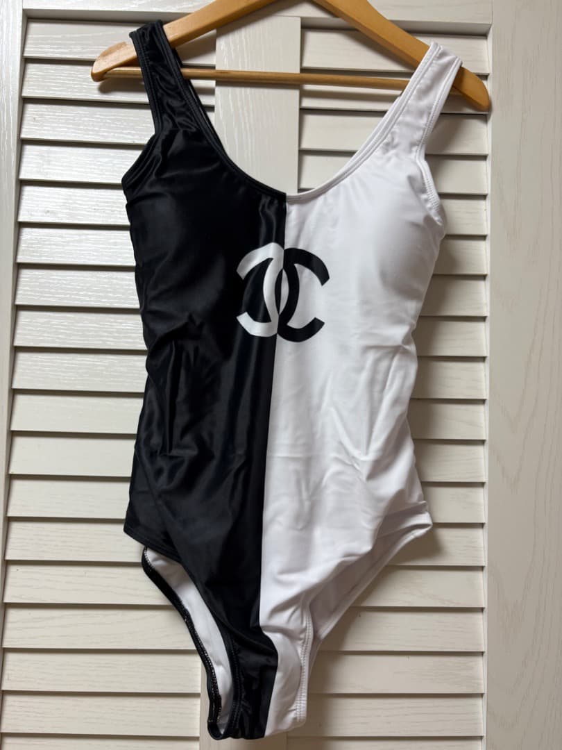 CCロゴ CHANEL ワンピース水着 ブラック/ホワイト