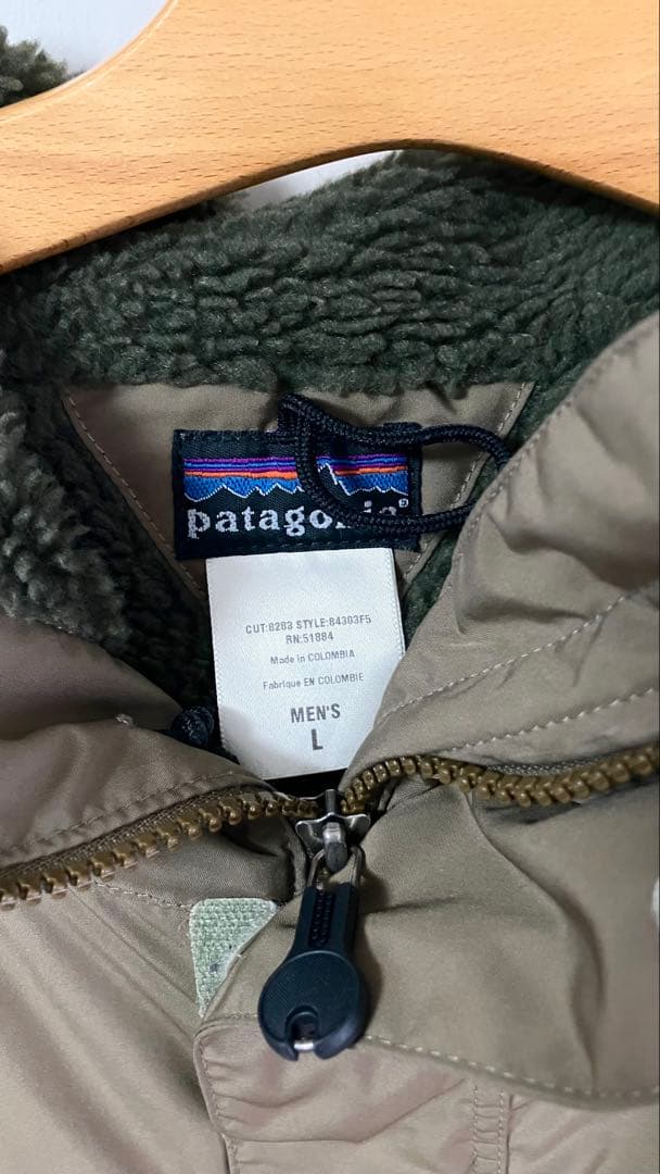 patagonia パタゴニア　インファーノジャケット　オリーブ