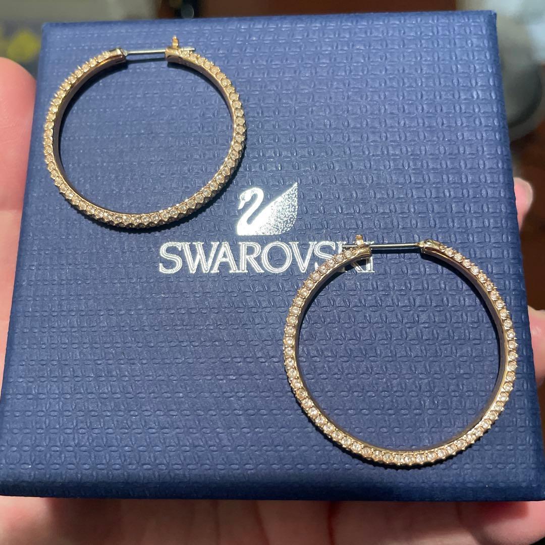 スワロフスキー　フープ　ピアス　ピンクゴールド