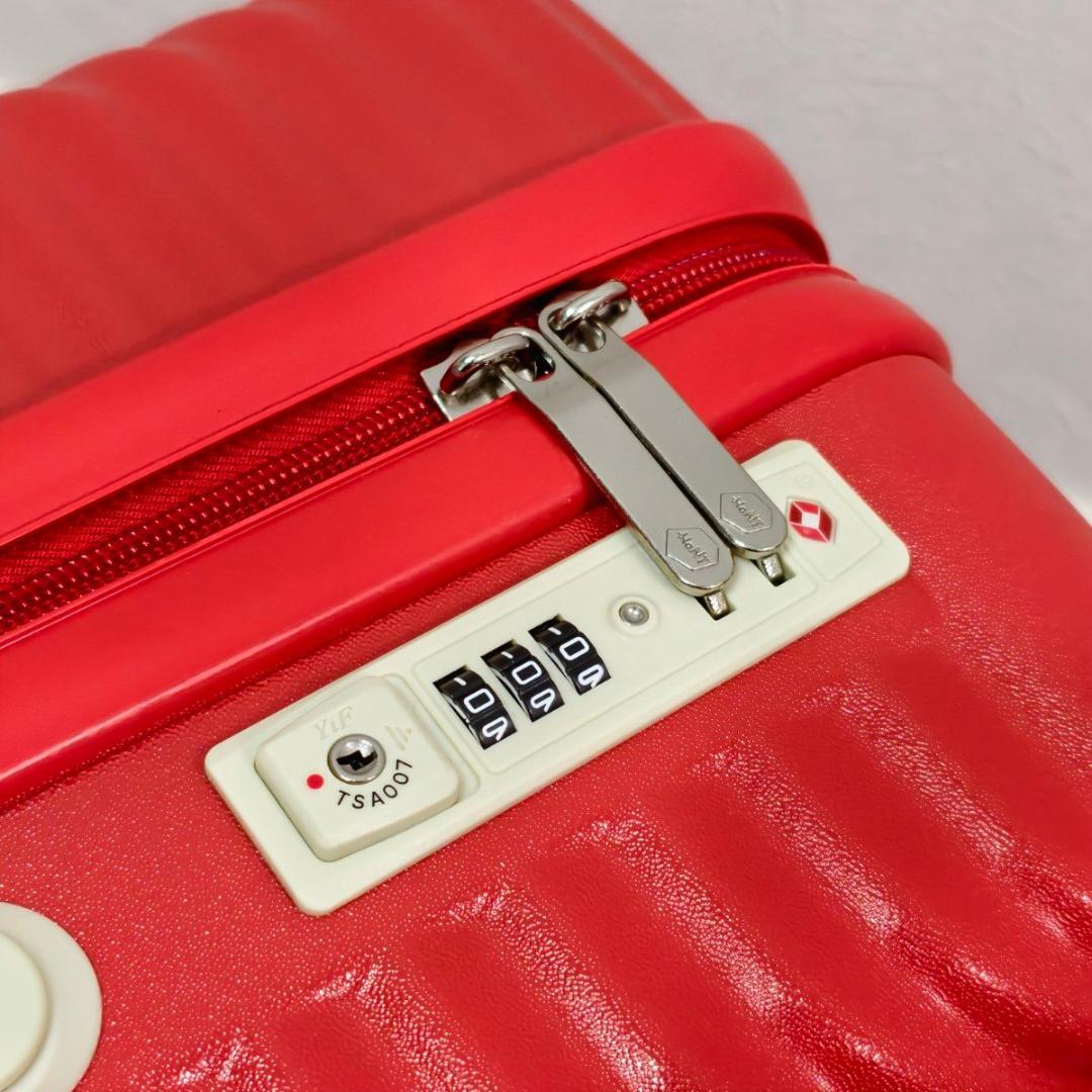 最終値下げ【未使用級】 エース ハント キャリーケース アネモネレッド 33Ｌ