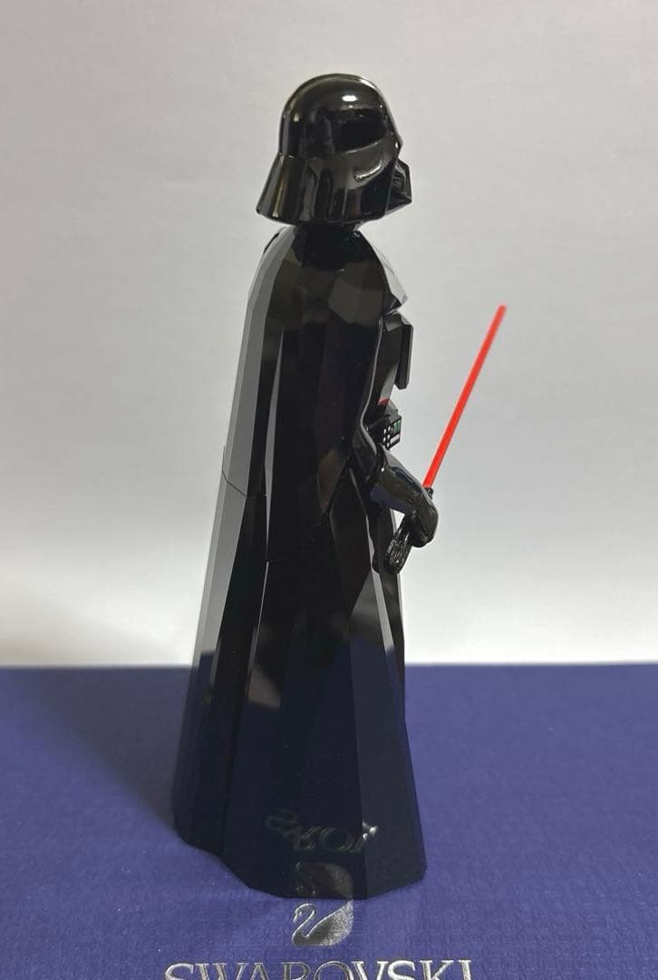 スワロフスキー　スターウォーズ　ダースベーダー