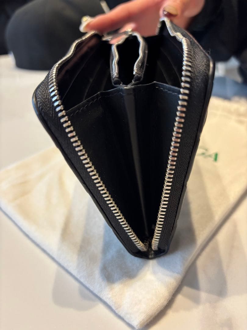 ボッテガヴェネタ 長財布 イントレチャート ブラック