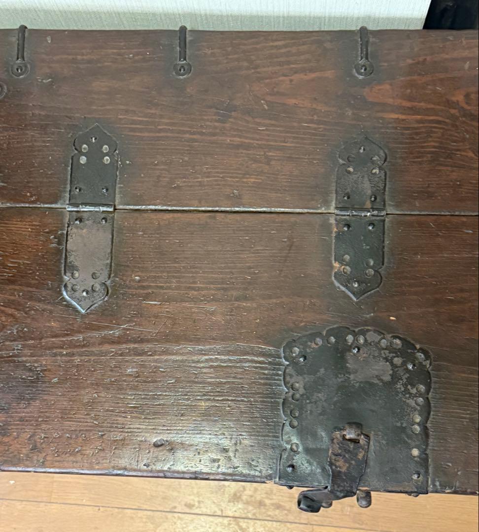 【アンティーク】欧米◆木製のトレジャートランク・Chest