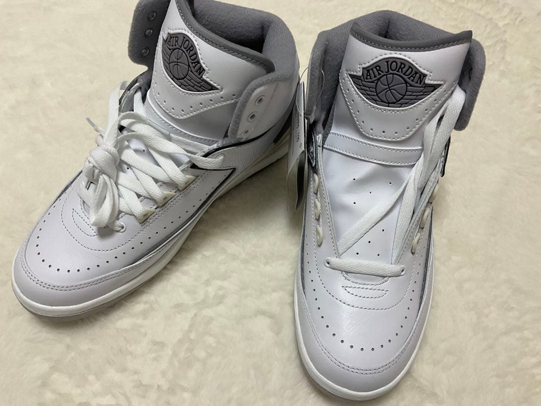 新品 Nike エアジョーダン 2 レトロ US7 25cm ホワイト