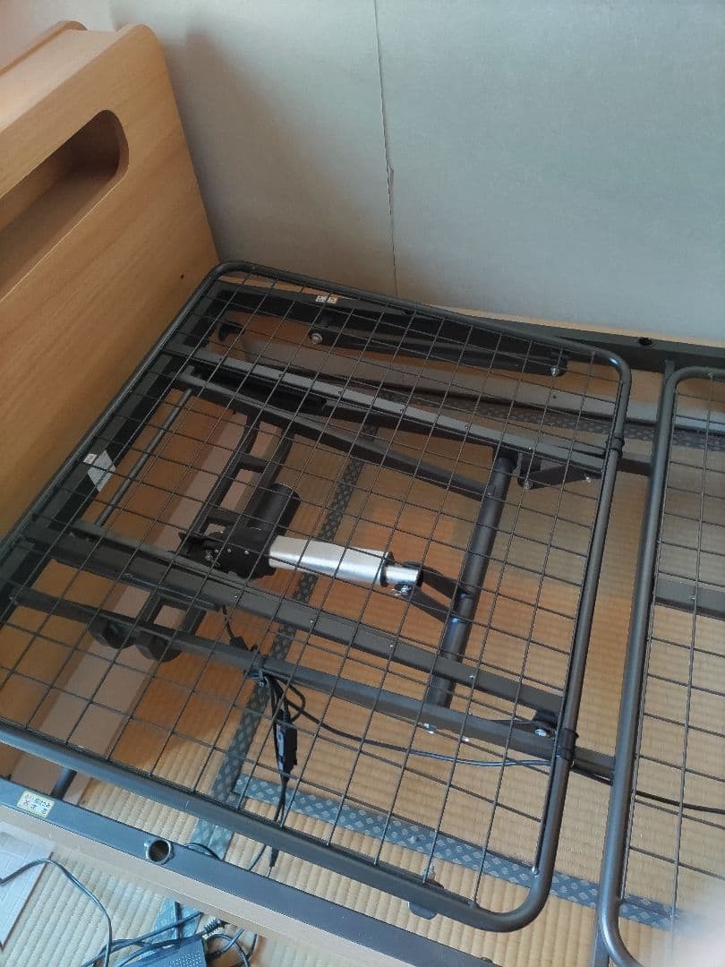 ニトリ電動ベッドライズ2 2M-C/MBR　マットレス付き