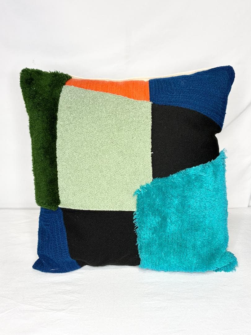 ▲廃番▼　KARE　45x45cm　クッション　レクタングル