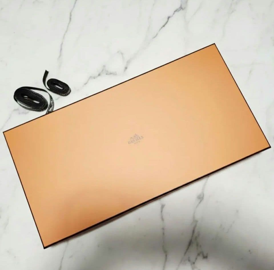 Hermes エルメス２０２５AW マフラー　モール　キャメル　未使用タグつき