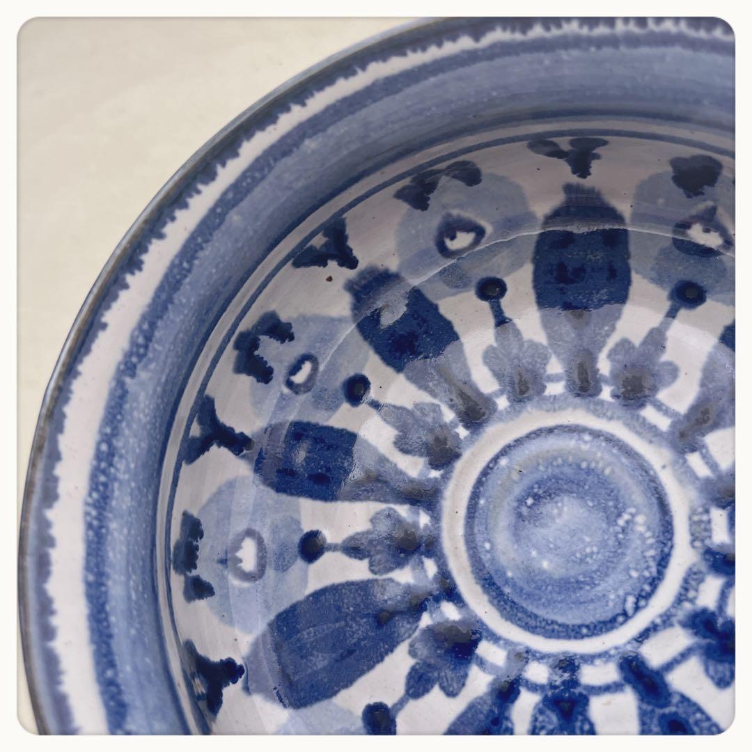 スイス陶器　ハンドペイント　手びねりソースパン　BL手描き