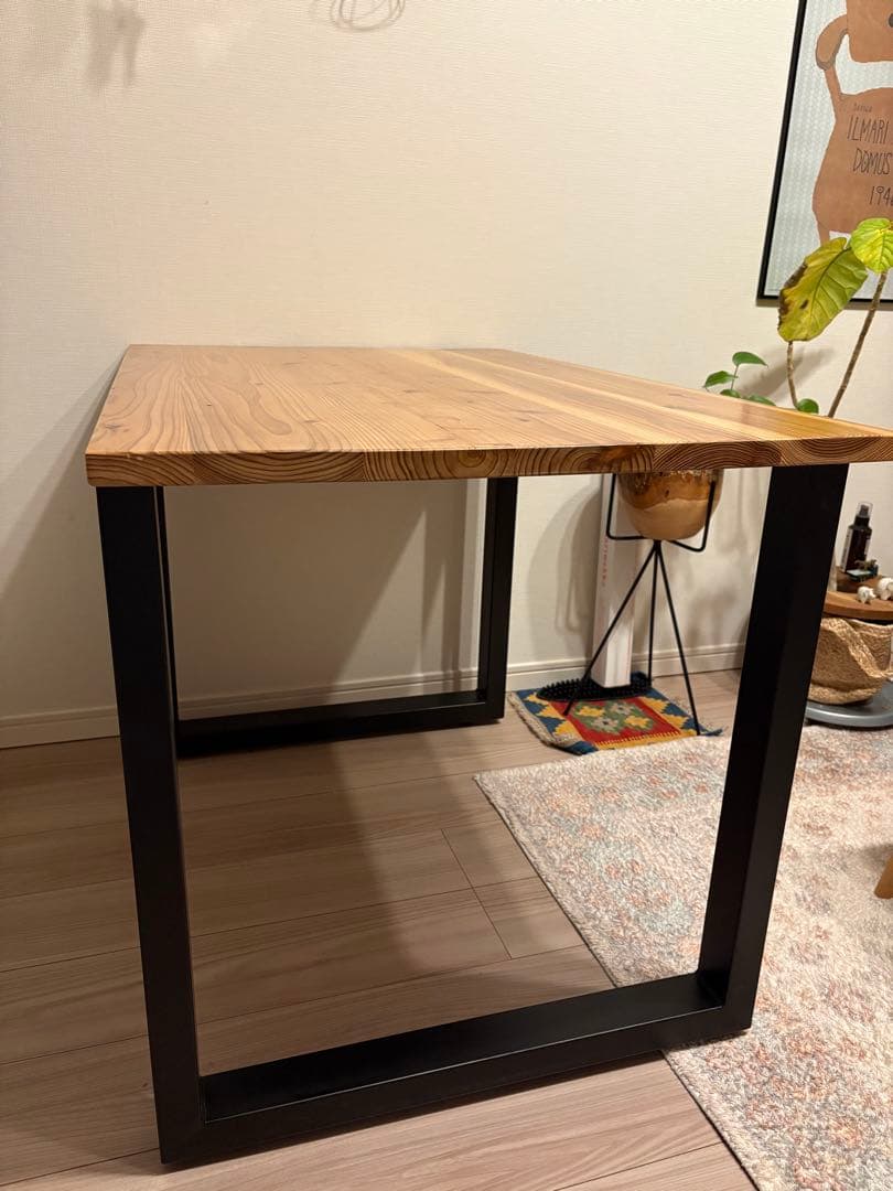 値下げ　KANADEMONO THE TABLE /杉無垢材/100×65