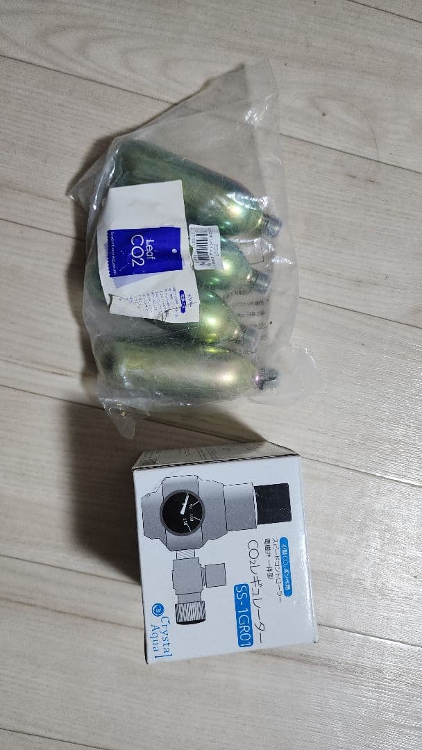 CO2添加器 ボンベ4本セット