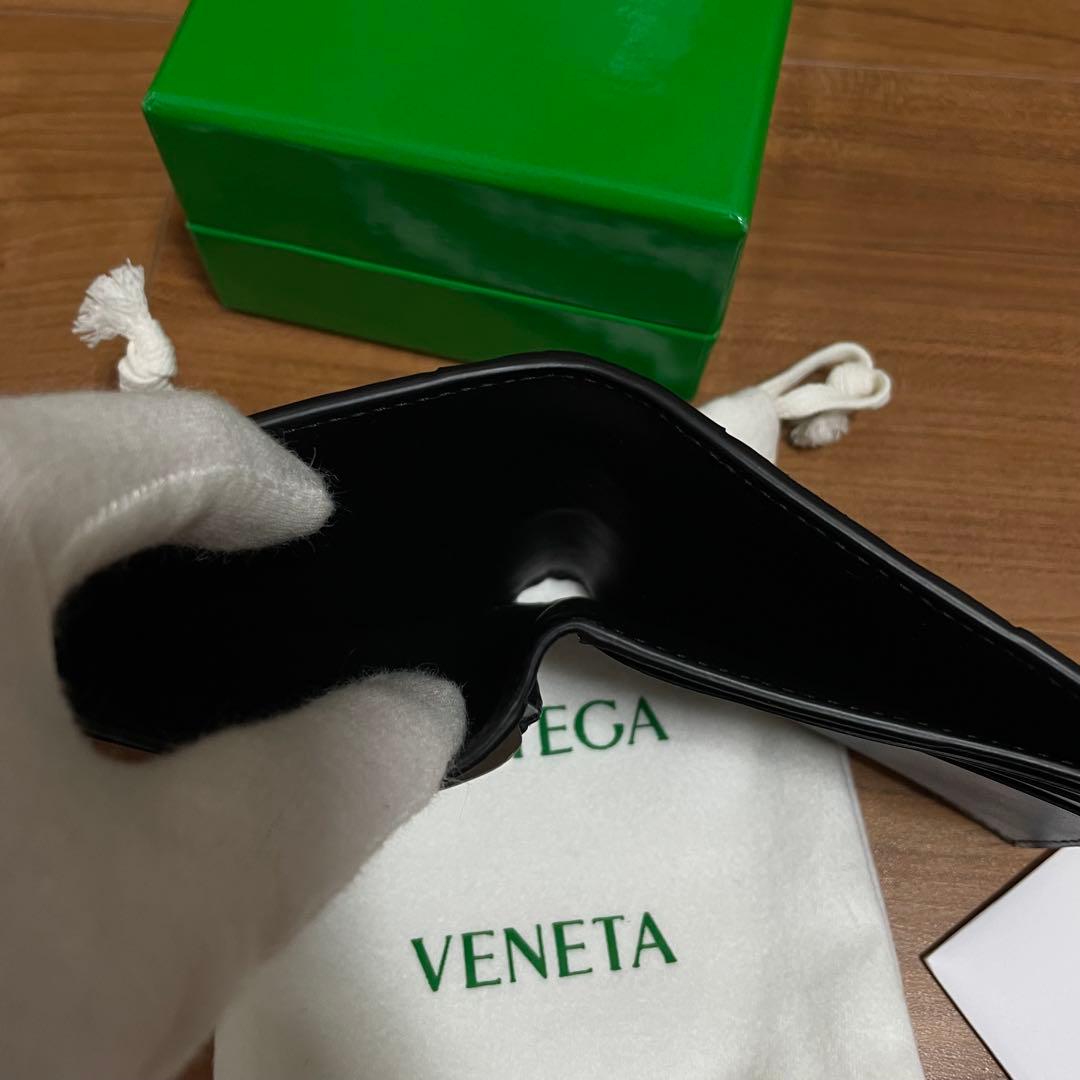 ボッテガヴェネタ カセット 折り財布 二つ折り ブラック　札入れ