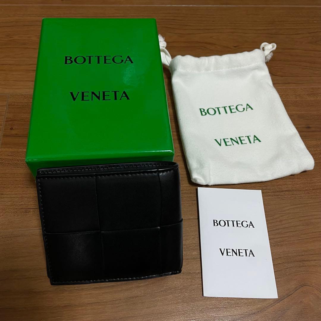ボッテガヴェネタ カセット 折り財布 二つ折り ブラック　札入れ