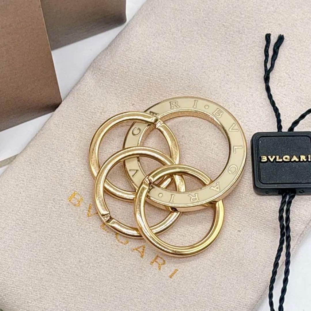 【美品】BVLGARI　ブルガリ　3連キーリング　キーホルダー　チャーム　金 白