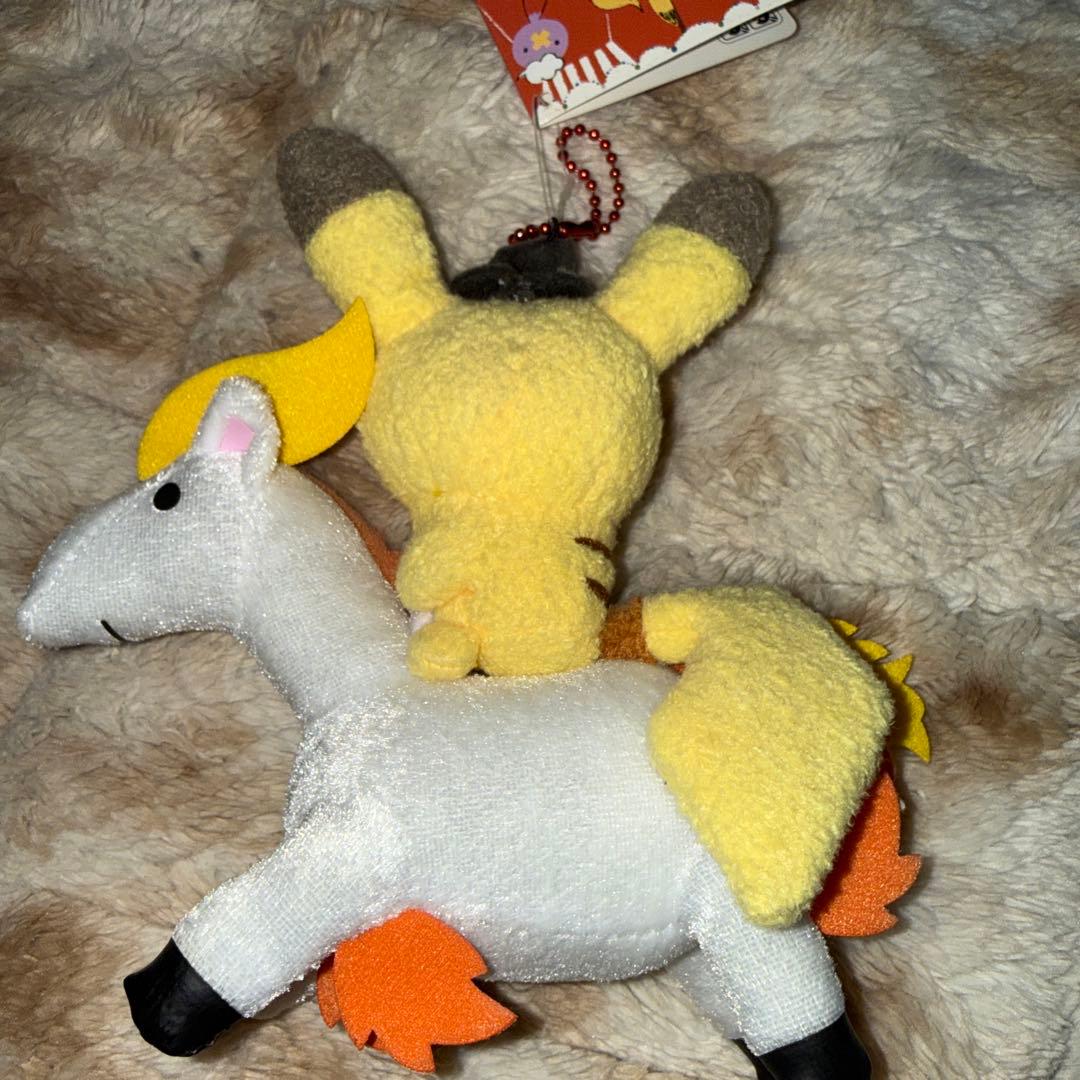 タグ付き　ポケモンセンター　マスコット　ピカチュウ　ポニータ　シママ