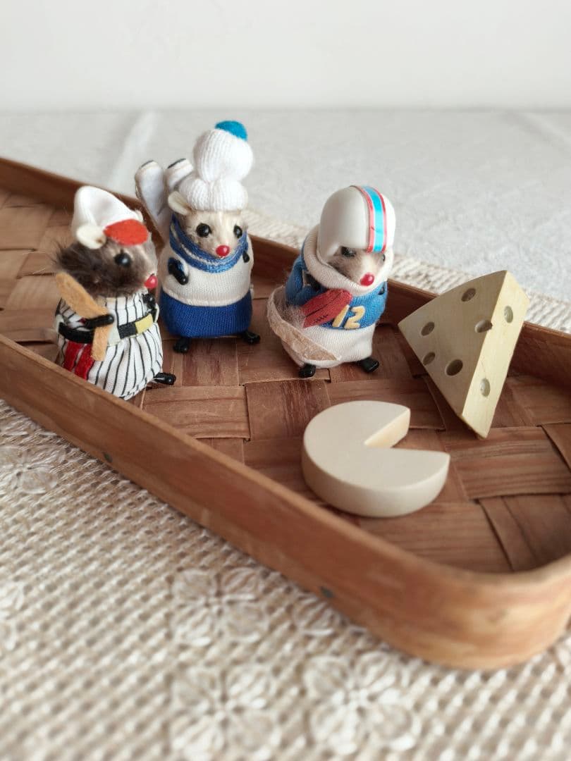 * vintage figure ❀ふんわり可愛い スキー選手の ネズミくん