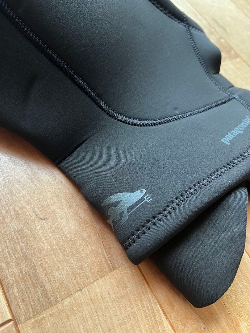 patagonia パタゴニア ユーレックス R3インサーダブル フード M