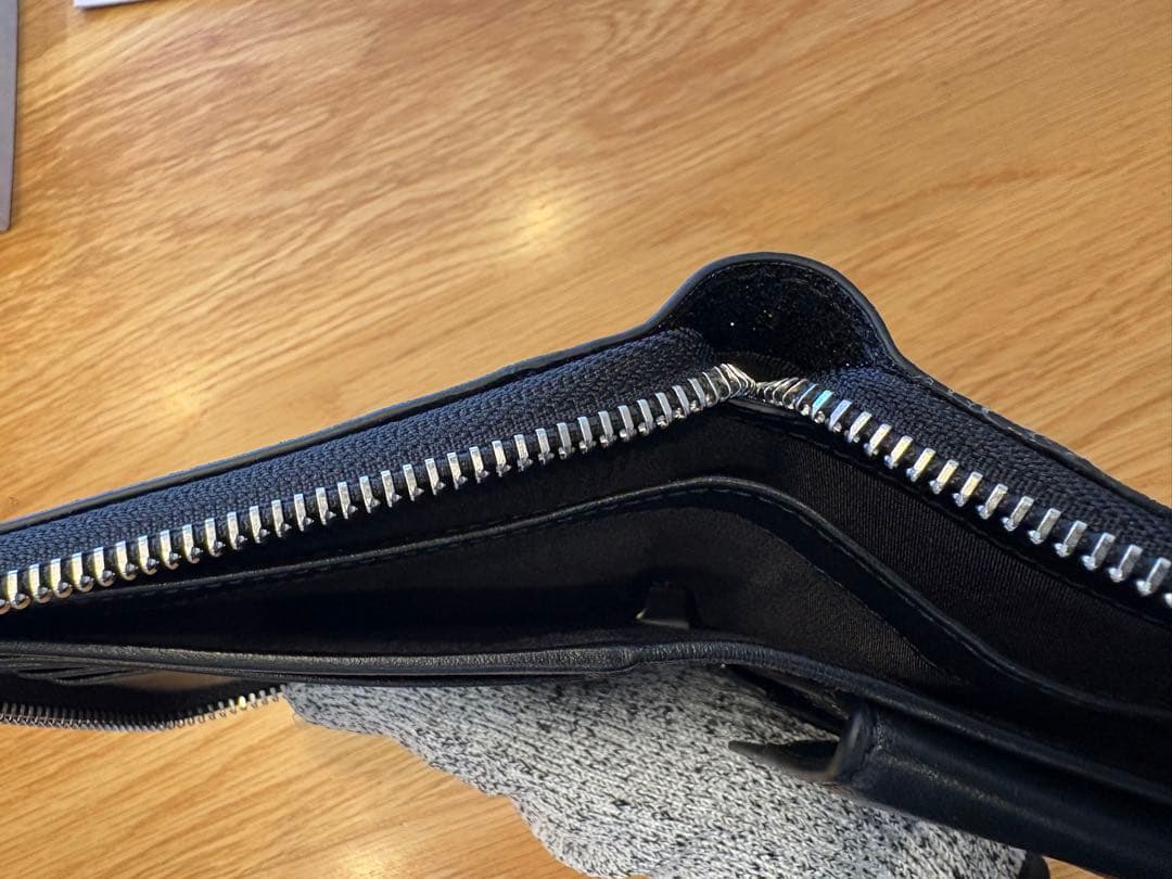 JIMMY CHOO ローレンス ブラック