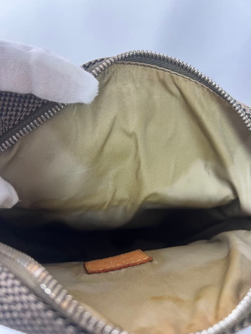 LOUIS VUITTON メッセンジャーバッグ グレー