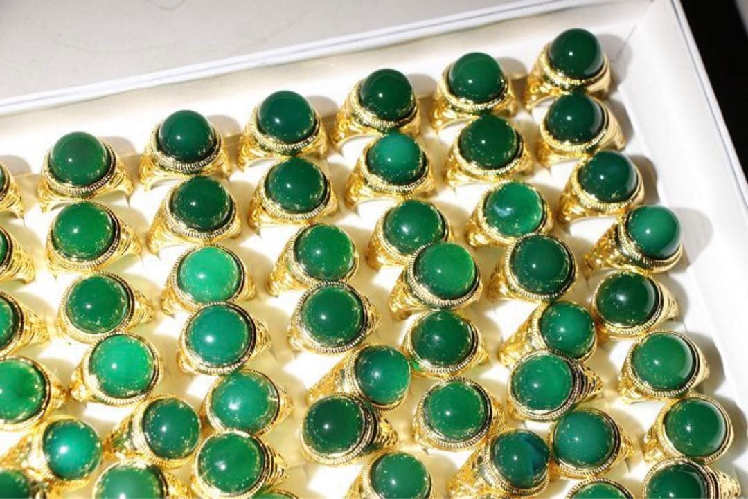 翡翠指輪　100個まとめて