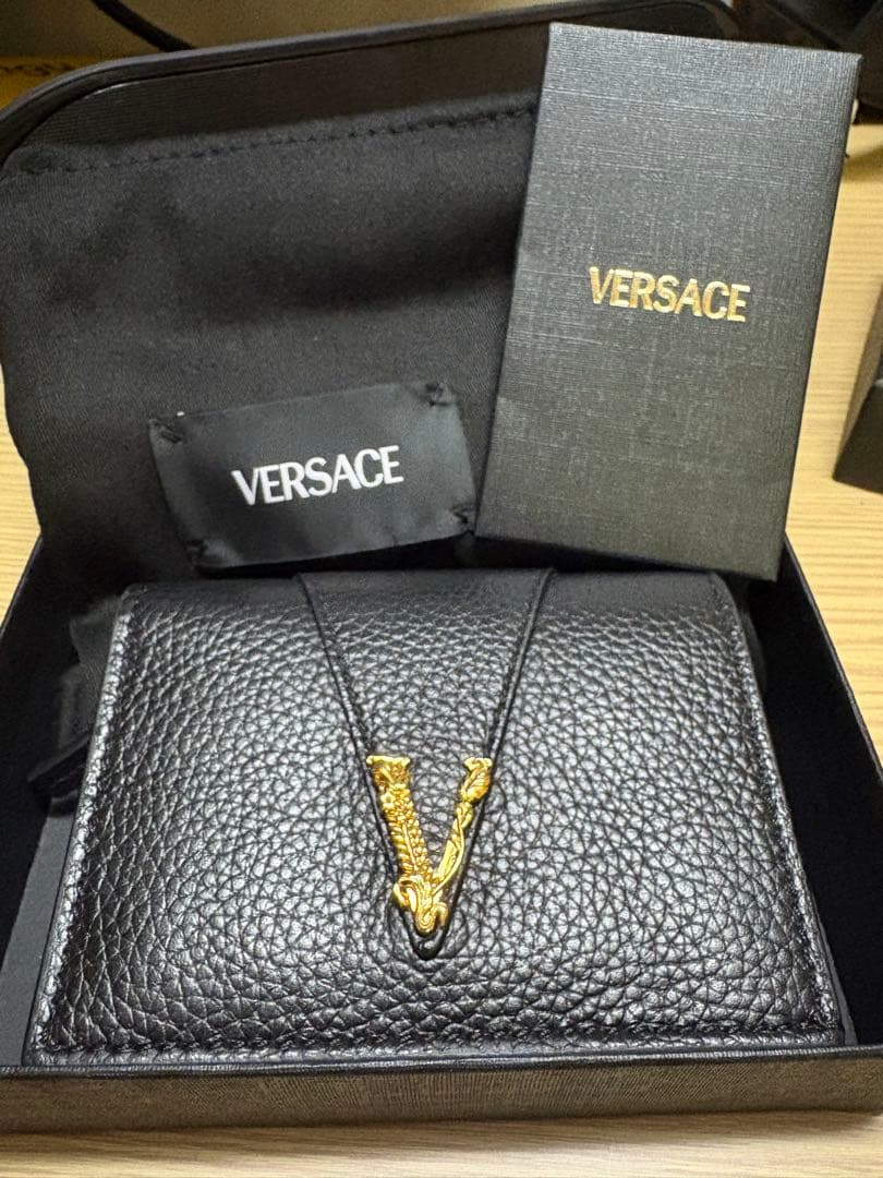 VERSACE ブラック 二つ折り財布