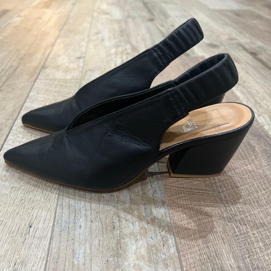 HENRI EN VARGO ポインテッドトゥ ヒールパンプス36