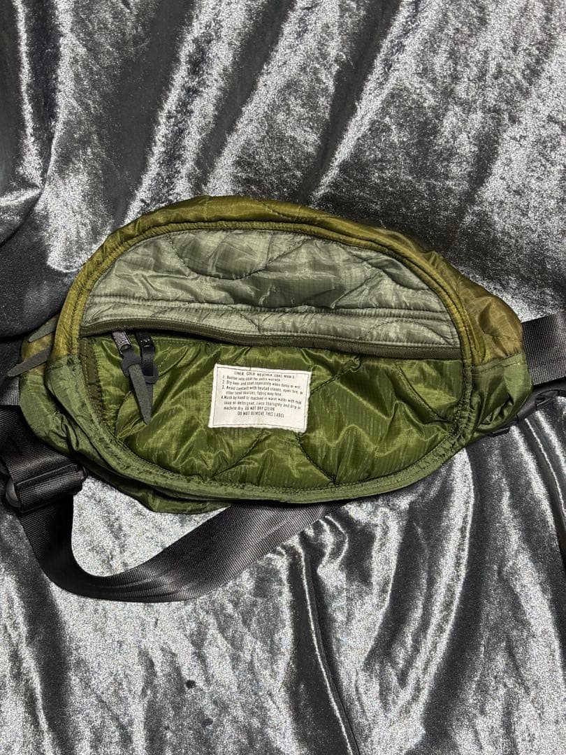 US 三軒茶屋 Quilted Body Bag キムタク