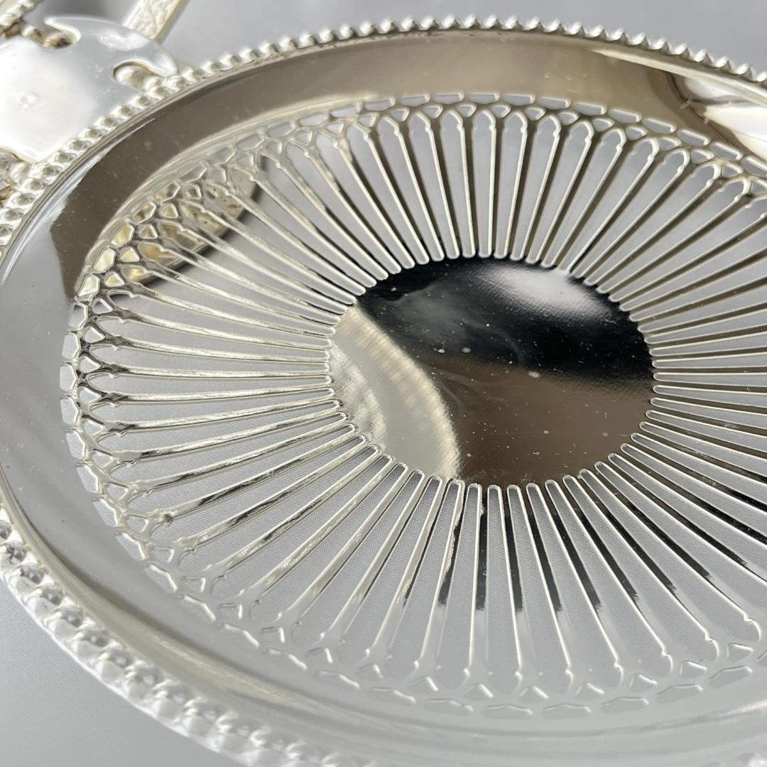 【英国】 パールと透かしのケーキスタンド 【シルバープレート】バタフライ式