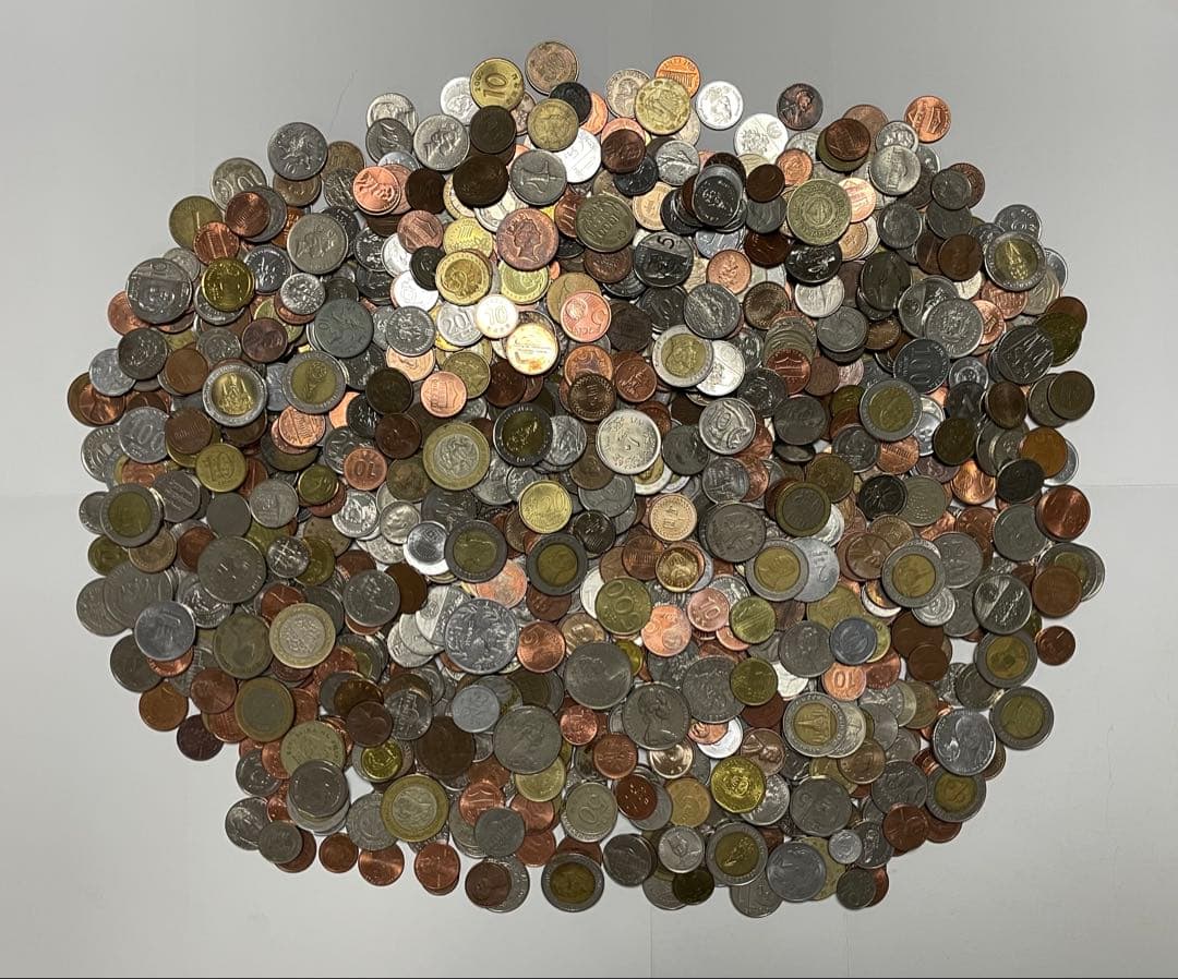 古銭　外国の硬貨　世界の　大量　4100g以上　詳細は分かりません