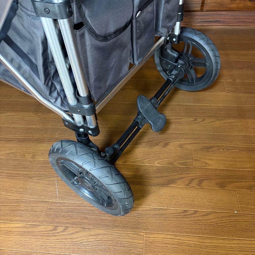 めう　ストローラーワゴン　2人乗り　双子 ベビーカー 超美品 自立