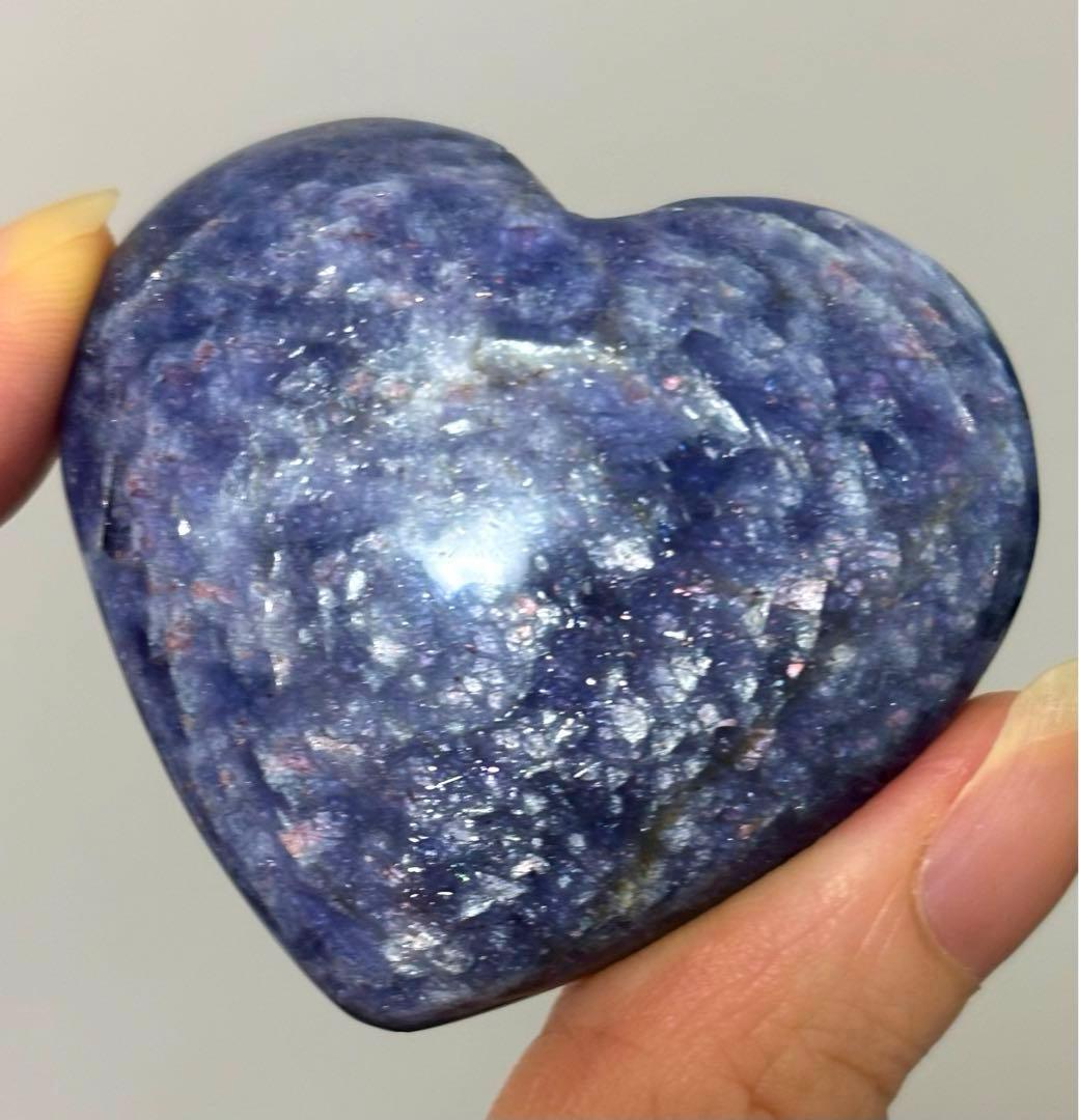 値下げ　希少　高品質　ブラッドショットアイオライトサンストーン　ハート　握り石