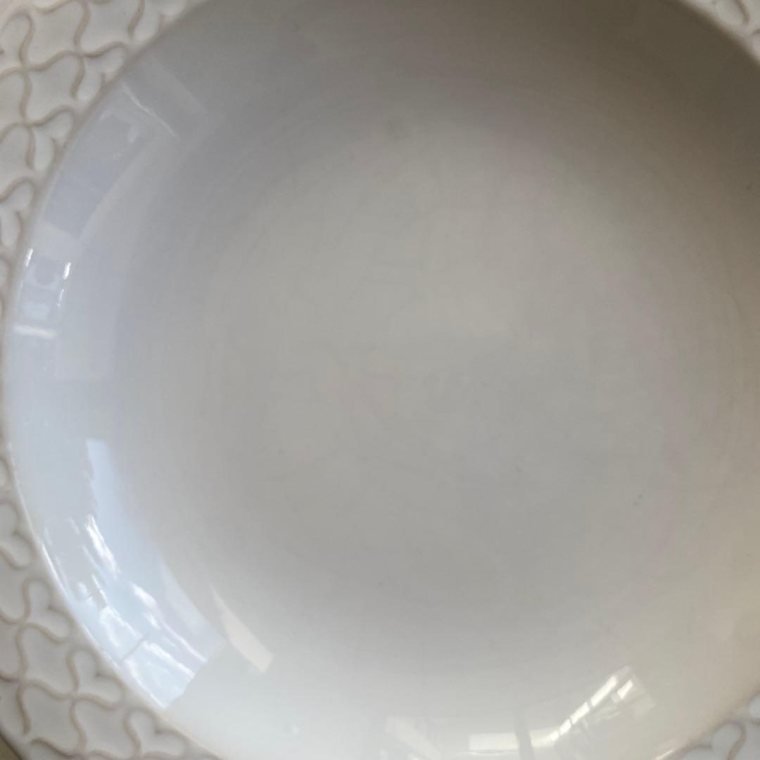 クイストゴー　リムスープ皿　ホワイト