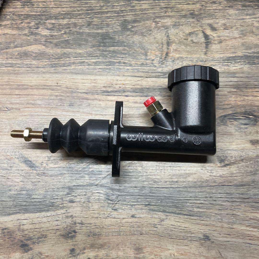 Wilwood製油圧レバー　マスターシリンダーのJZX100用セット