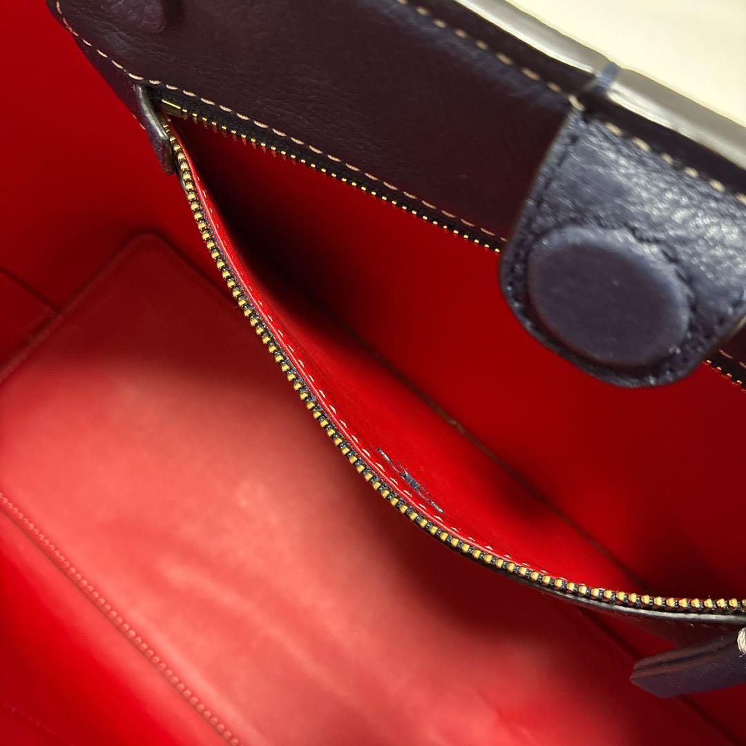 希少　トリーバーチ　トートバッグ　パンチングロゴ　A4可　レザー　ネイビー