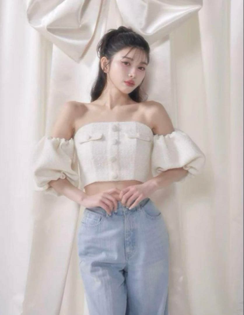 おまけ付きDarich♡ダーリッチ♡オフショル♡ツイード♡ホワイト♡パフスリーブ