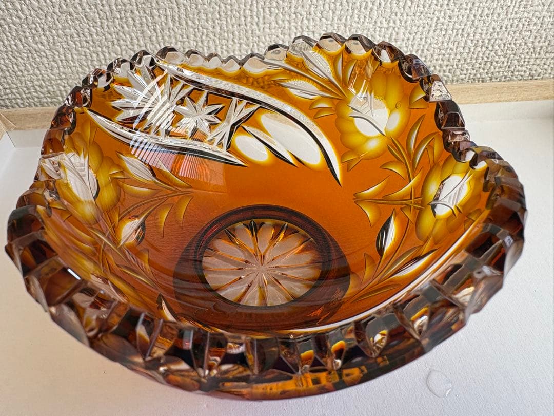 ドイツ製 ハンドメイド 24% PbO クリスタルガラス アンバー カットボウル