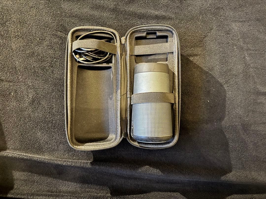 【ケース付】Bose SoundLink Revolve