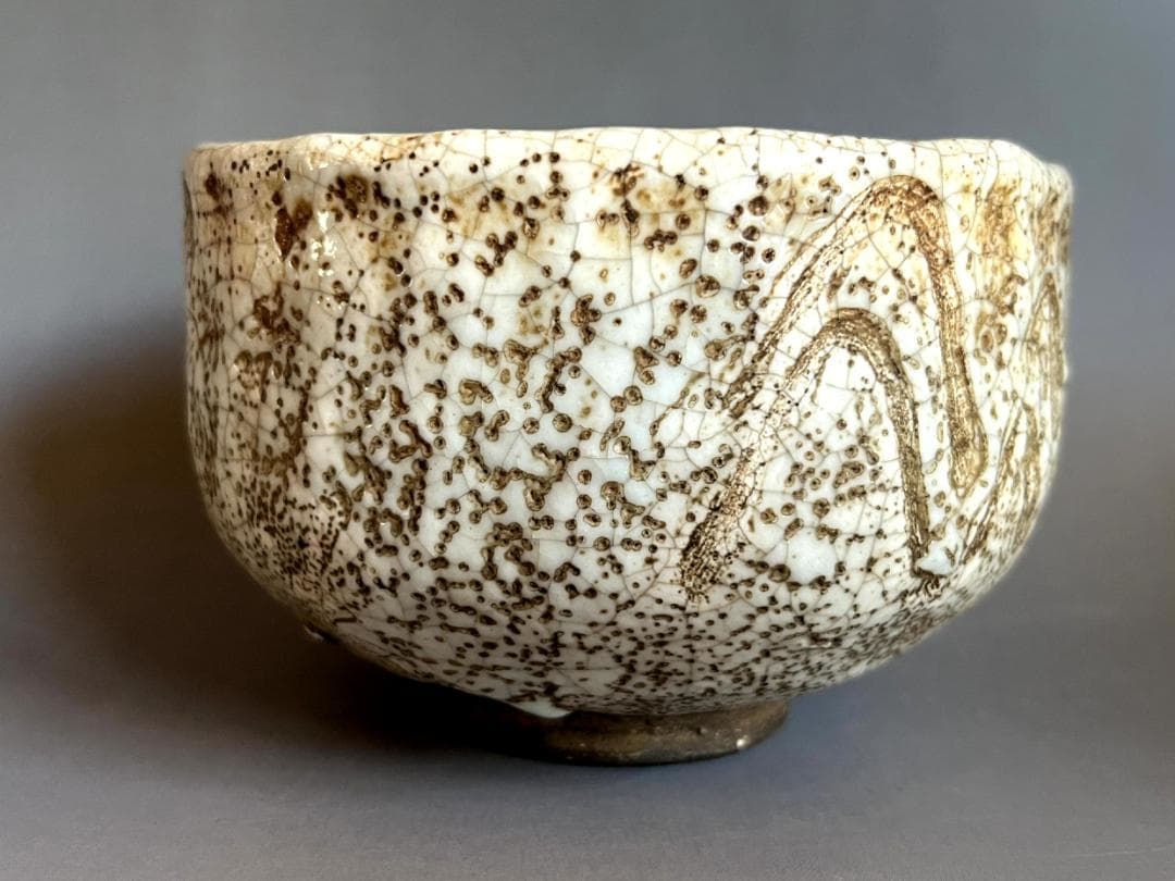 茶碗■かなり古い時代物の白釉茶碗 江戸期 古茶碗 時代物 骨董品■