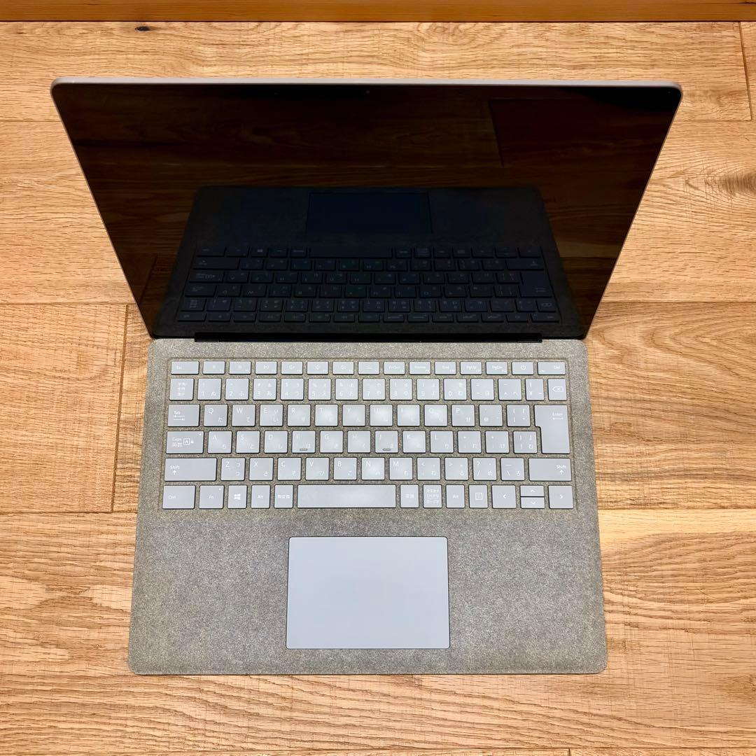 Microsoft Surface Laptop 2 Office付き