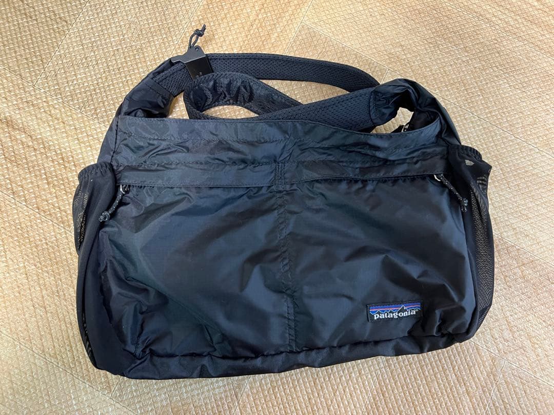 パタゴニア patagoniaライトウェイト トラベル クーリエ バッグ