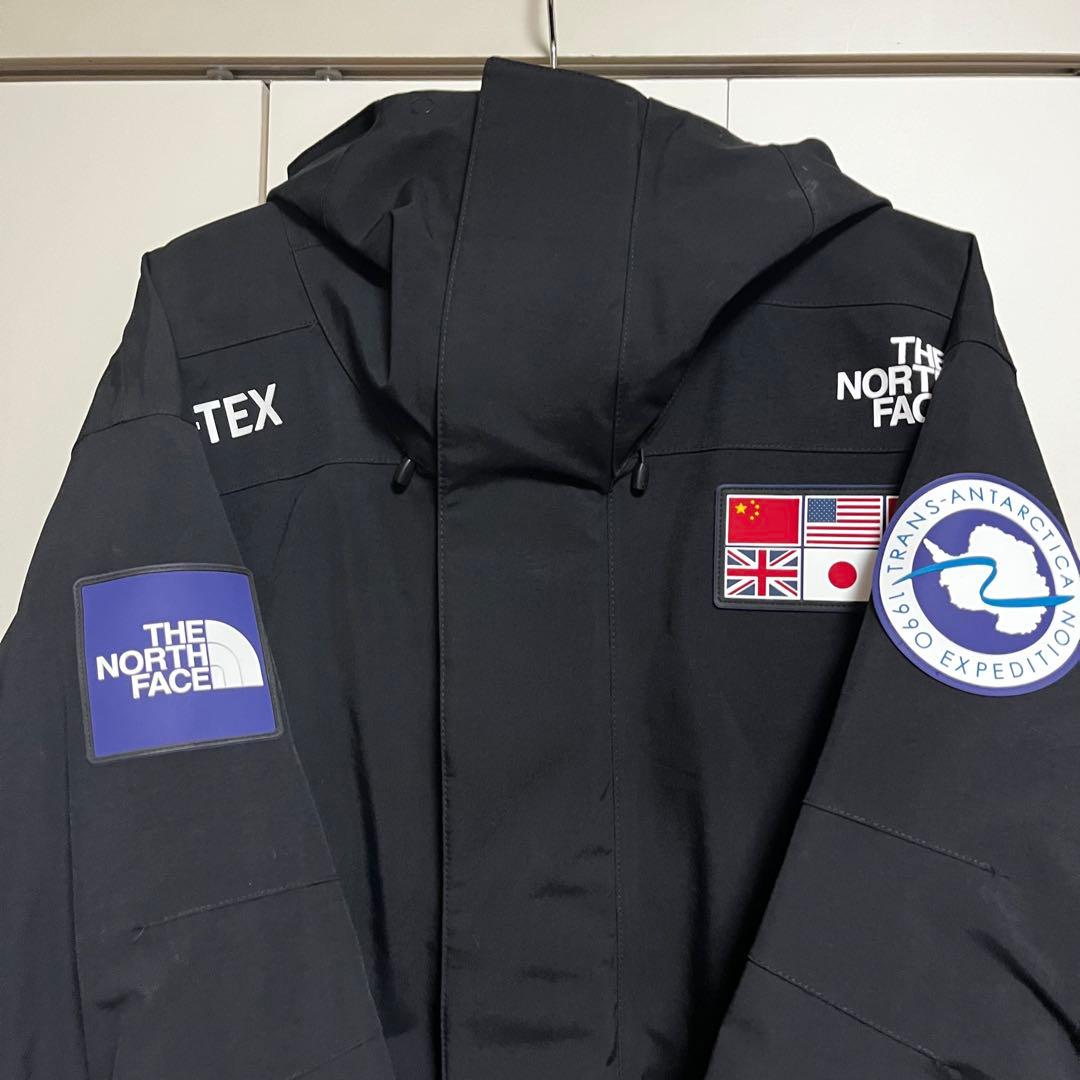 The North Faceトランスアンタークティカパーカー