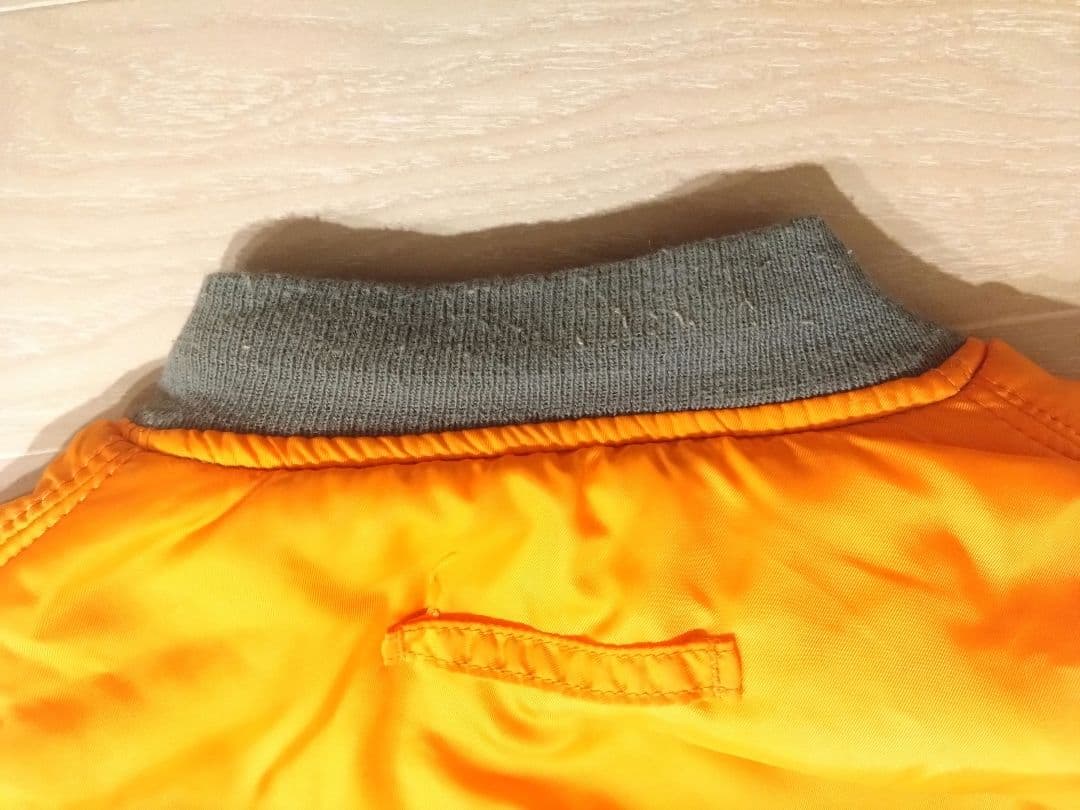 ALPHA INDUSTRIES MA-1 フライトジャケット　ワッペン後付け