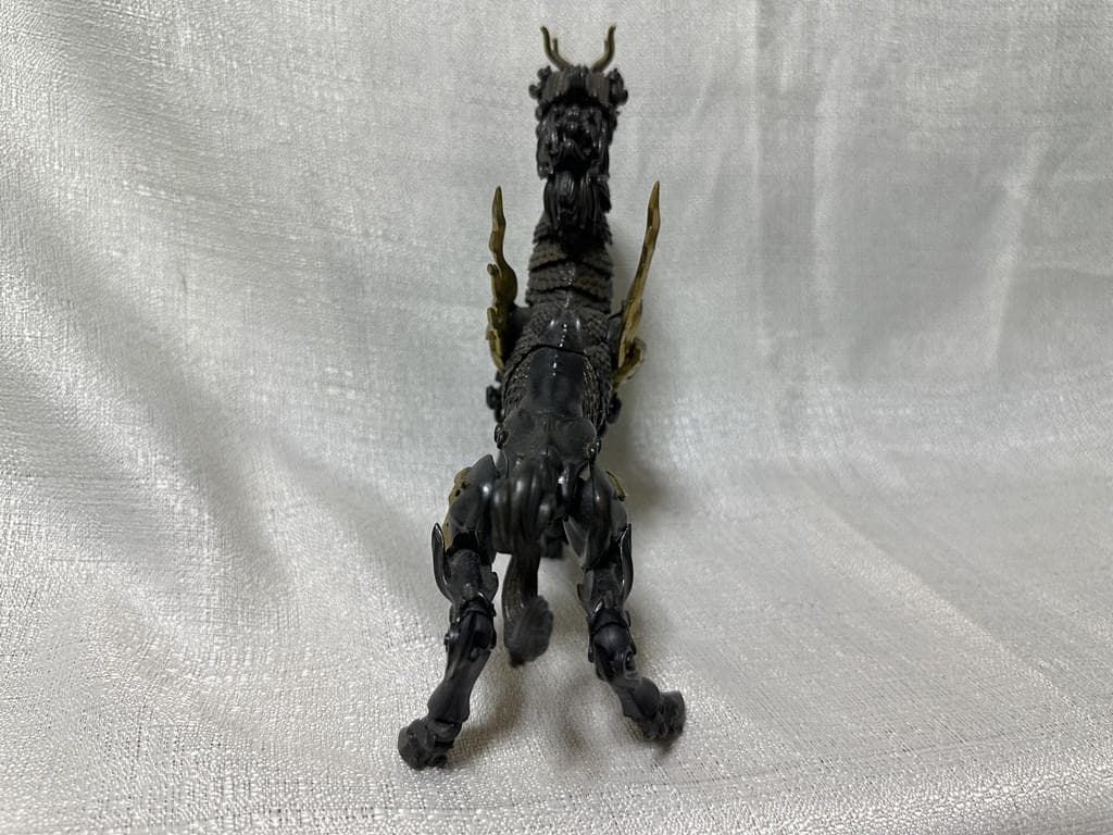 【中古】タケヤ式自在置物 麒麟 鉄錆地調版