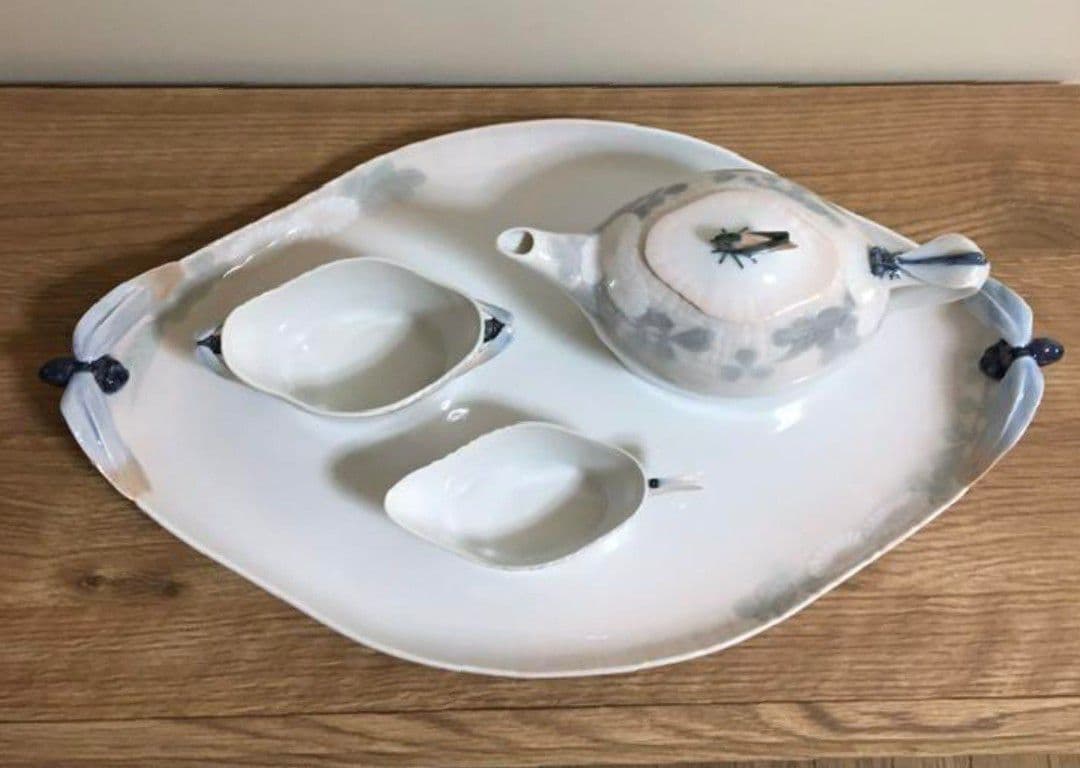 ミッドサマーナイトドリーム　トレー