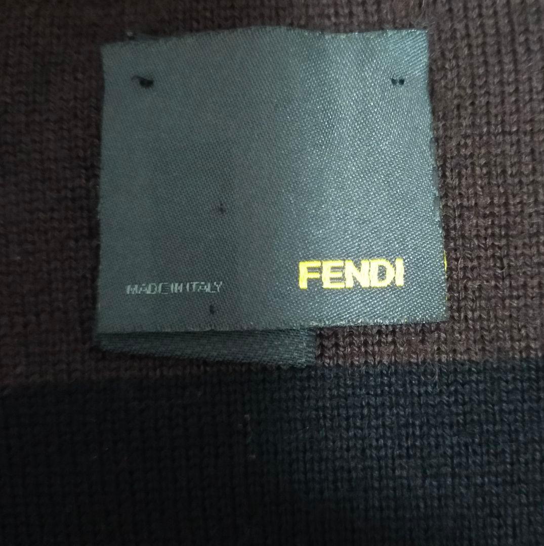 FENDI ブラウン ロゴマフラー